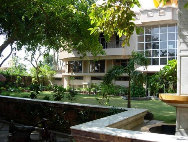 Ananda Krishna Van Vrindavan Exterior photo